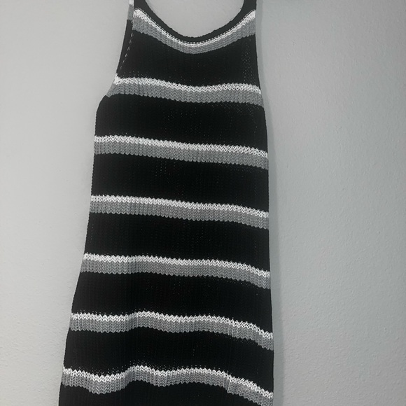 Striped Knitted Cover Up - Picture 5 of 6